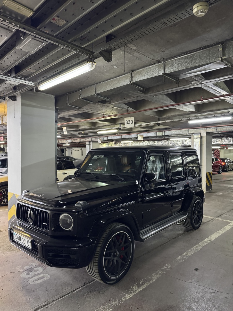 Mercedes-Benz G63